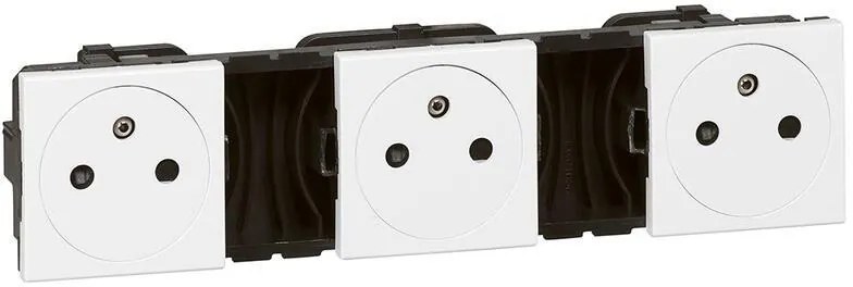Legrand Контакт ФРЕНСКИ стандарт ТРОЕН плосък 3х2 мод. цвят бял Mosaic  - 077136