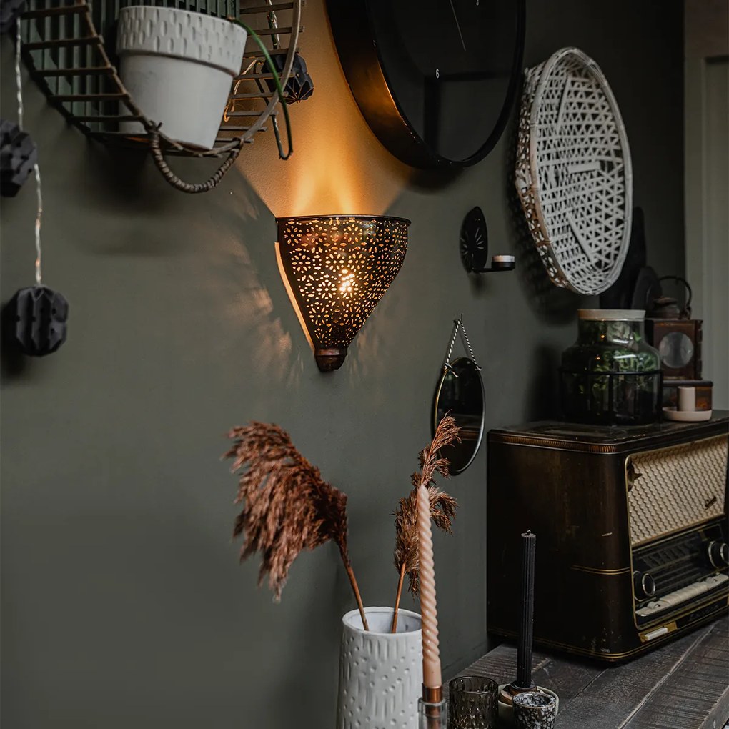 Ориенталска стенна лампа медна с шарка - Muraf