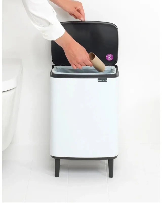 Кош за боклук Brabantia Bo Small Hi 1006647, 12 л, Плавно и безшумно отваряне, Противоплъзгаща основа, Бял
