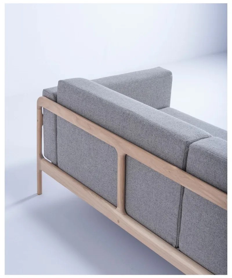 Сив диван с масивна дъбова конструкция , 240 см Fawn - Gazzda