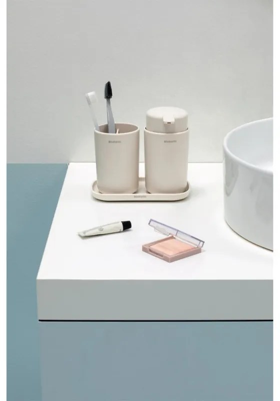 Комплект аксесоари за баня Brabantia ReNew 1006266, 3 части, 250 мл, Устойчиви на корозия, Бежов