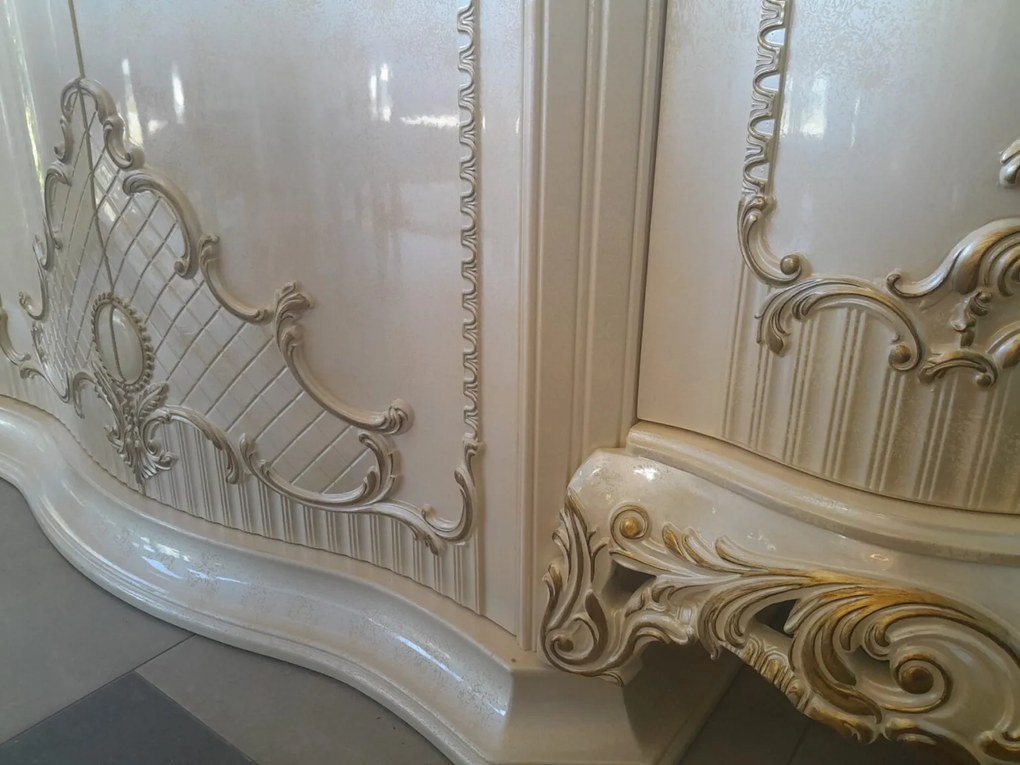 Бюфет с огледало 8281 бежов