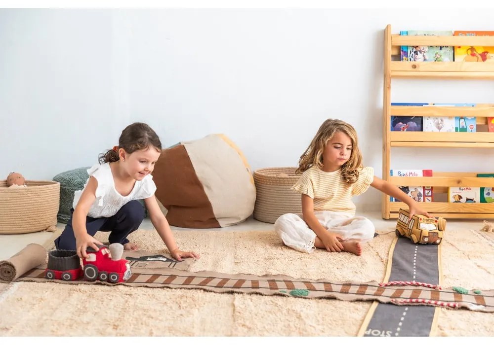 Детска писта Ride &amp; Roll Train – Lorena Canals