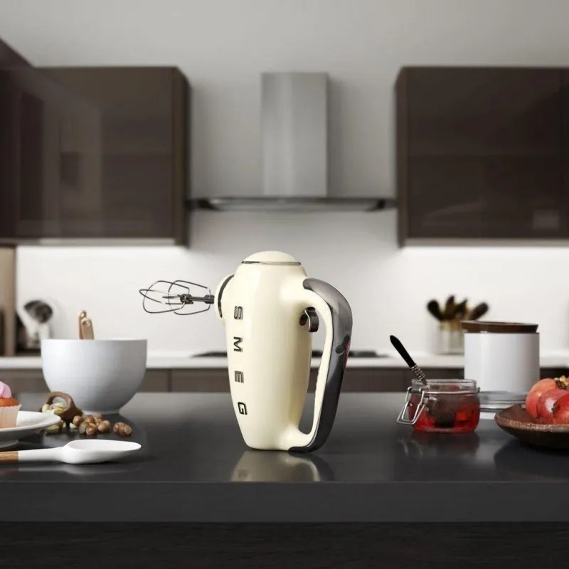 Ръчен миксер SMEG 50's Style HMF01CREU, 250W, 9 скорости, Турбо, Скрит LED дисплей, Таймер, Аксесоари, Кремав
