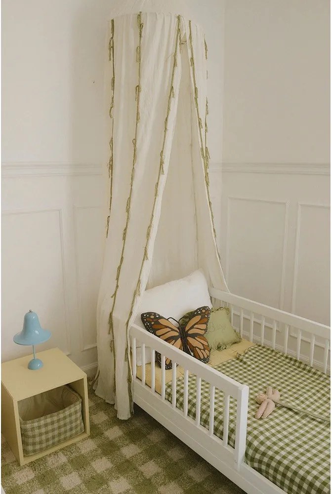 Зелен ръчно изработен памучен детски килим подходящ за пране 90x120 cm Vichy – Lorena Canals