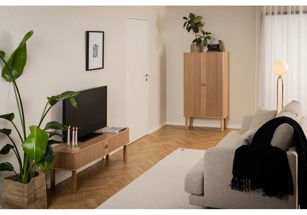 Маса за телевизор от дъб в естествен цвят 140x45 cm Langley – Actona