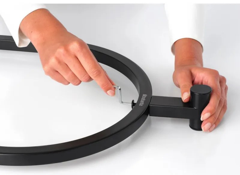 Многофункционална закачалка за дрехи Brabantia Linn 1008927, 3 рафта, Овална част за закачане на сако, Устойчива на корозия, Черен