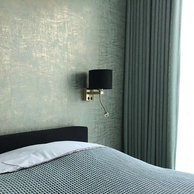 Модерна стенна лампа месинг с абажур черен кадифе - Brescia