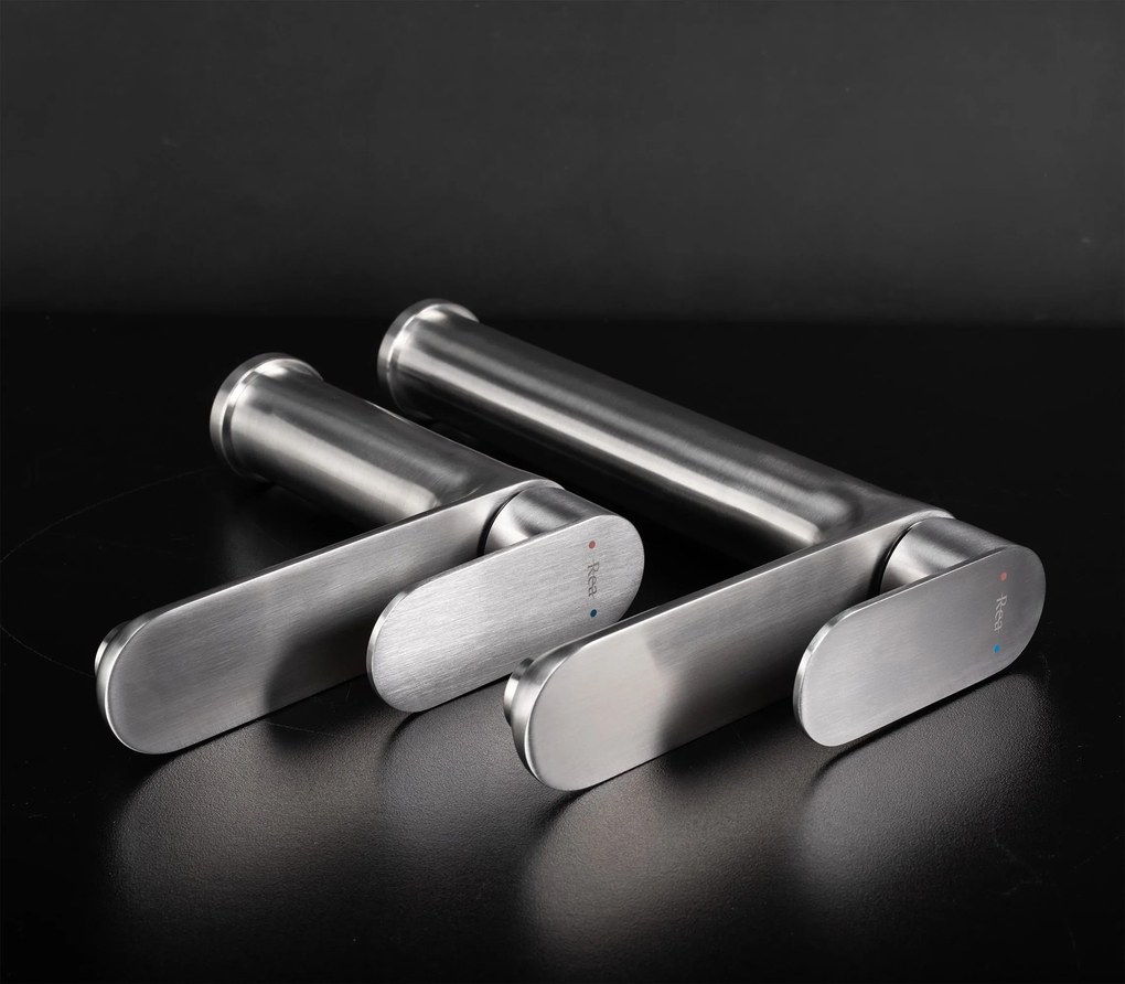 Смесител за баня Rea Logan Brush Nickel