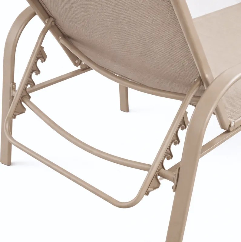 Бежов градински шезлонг с регулируема облегалка - идеален за релаксация