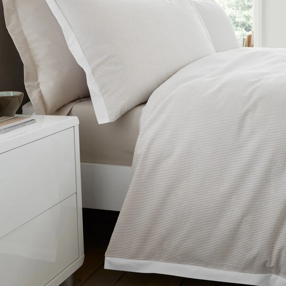 Кремаво двойно 3 части спално бельо от памук перкал 200x200 cm Seersucker Woven Stripe – Bianca