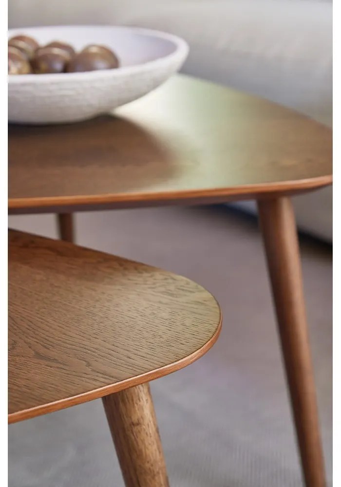 Кафяви масички за кафе в комплект от 2 бр. от декор от дъб 70x100 cm Adda – Unique Furniture