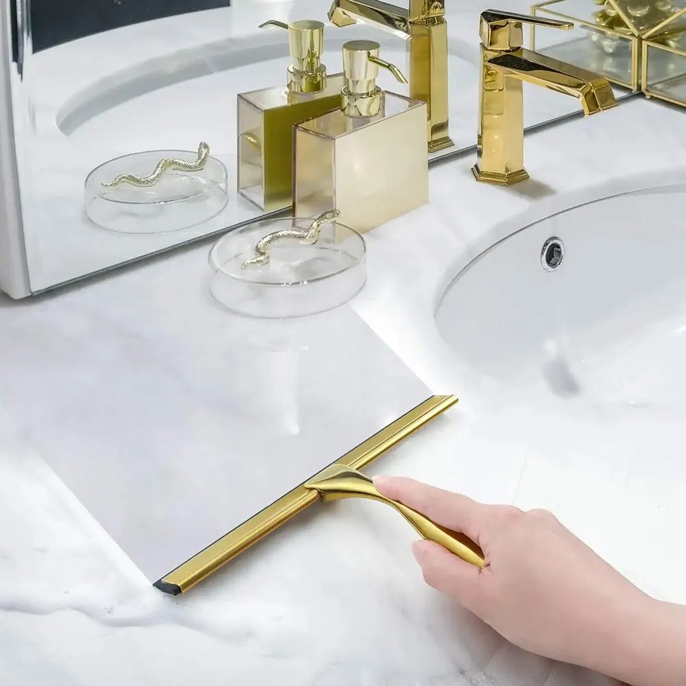 Чистачка за душ кабина Brush Gold