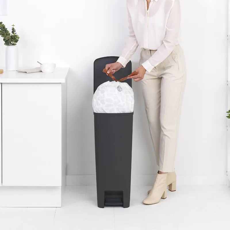 Кош за боклук с педал Brabantia StepUp 1005557, 40 л, Екологични материали, Голям отвор, Тъмносив