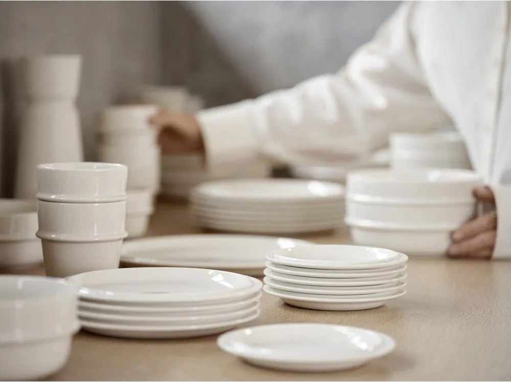 Кремава порцеланова чиния ø 24 cm Eau – Zone