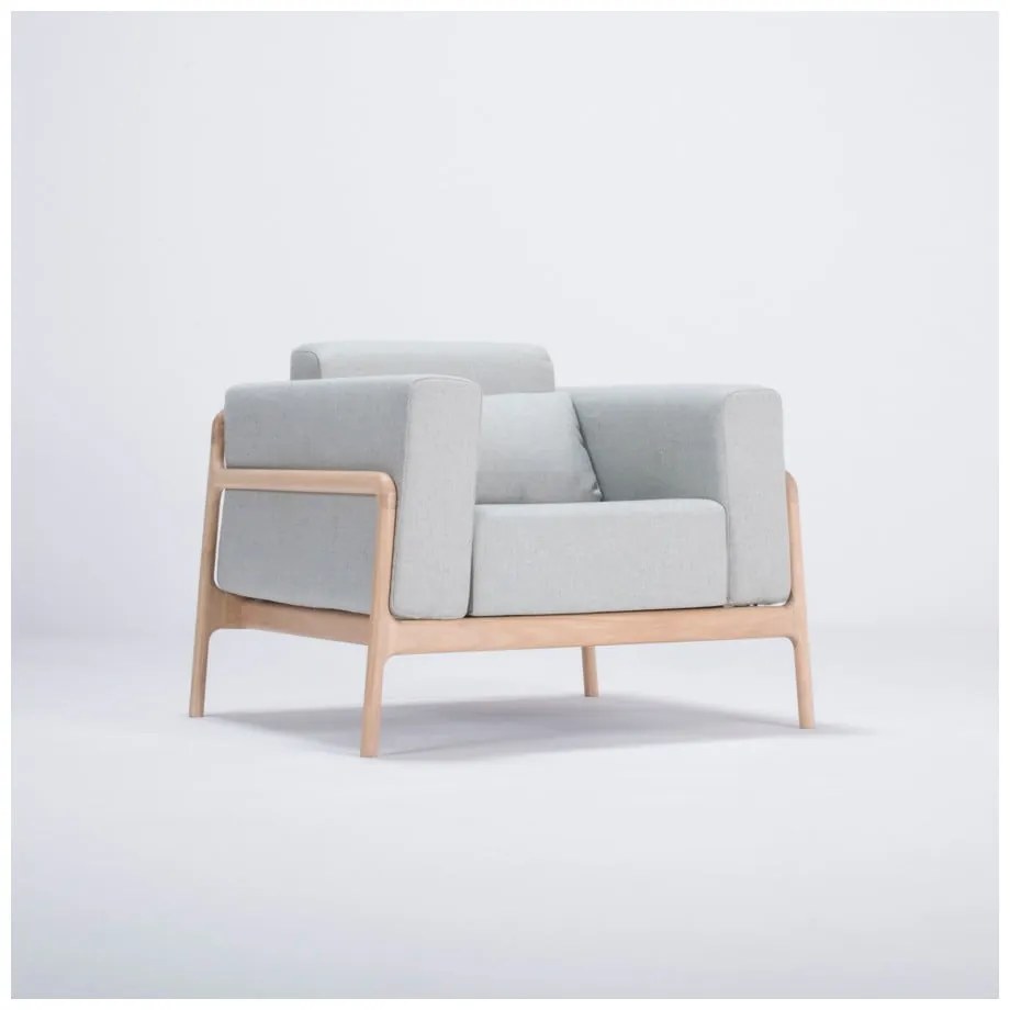 Фотьойл от дъбово дърво със синьо-сива текстилна седалка Fawn - Gazzda