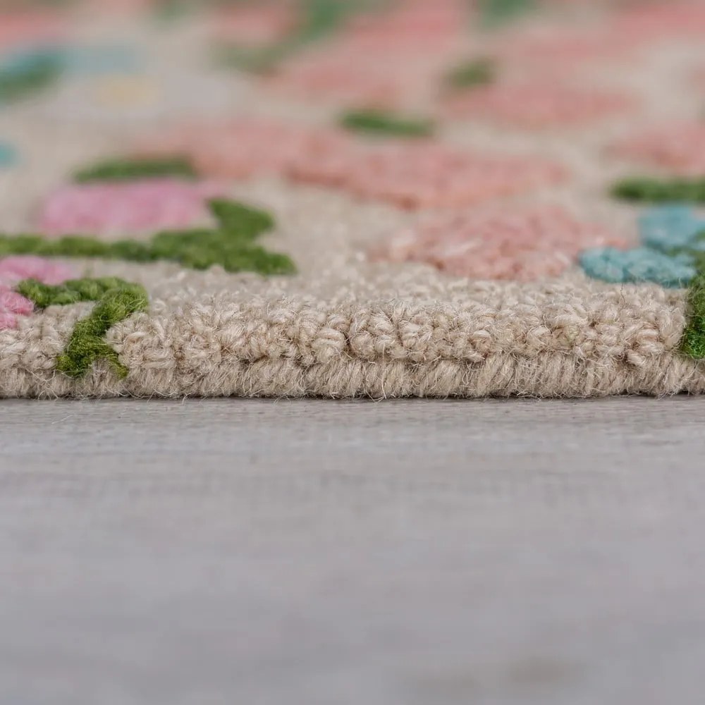 Кремав ръчно изработен вълнен килим 160x230 cm Emilia Floral – Flair Rugs