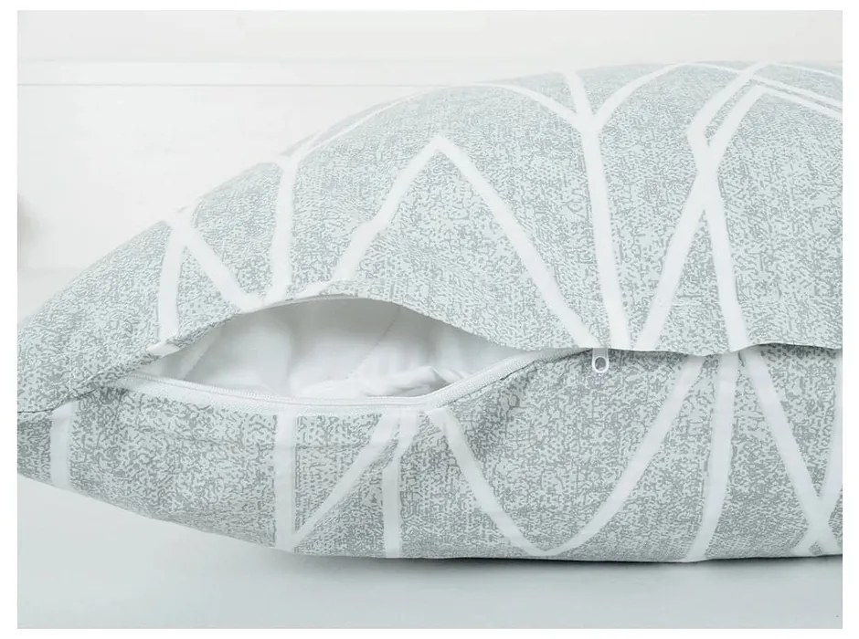 Сиво единично крепирано спално бельо 140x200 cm Gray Stripes – B.E.S.