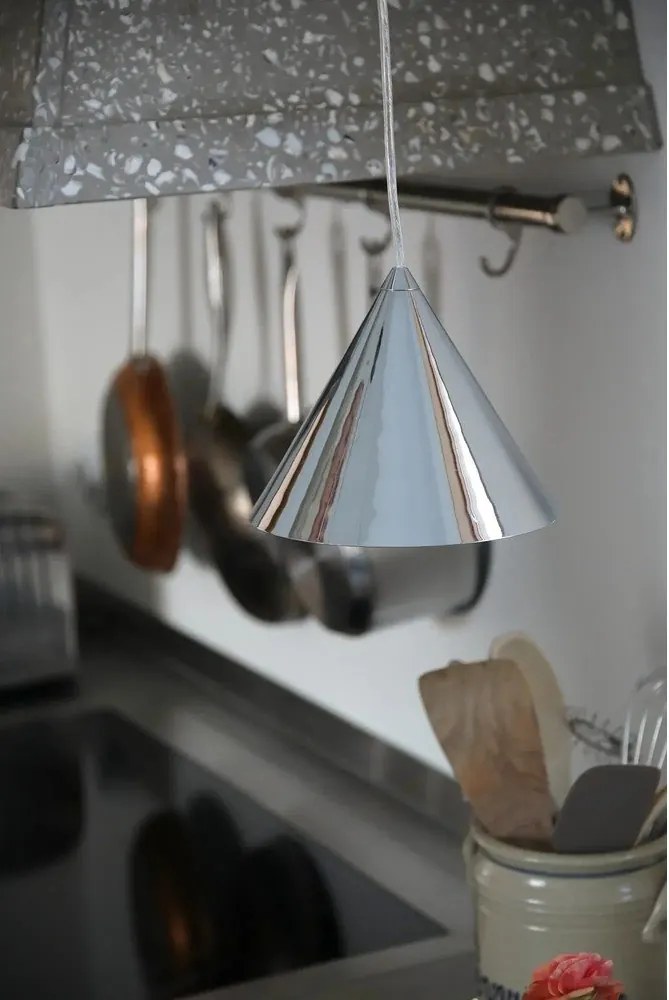 Метално висящо осветително тяло в сребрист цвят с метален абажур ø 19 cm Tip – Markslöjd