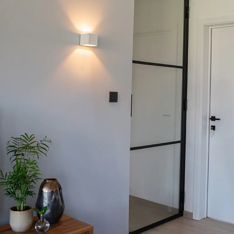 Модерна бяла стенна лампа със светлинен ефект - Transfer