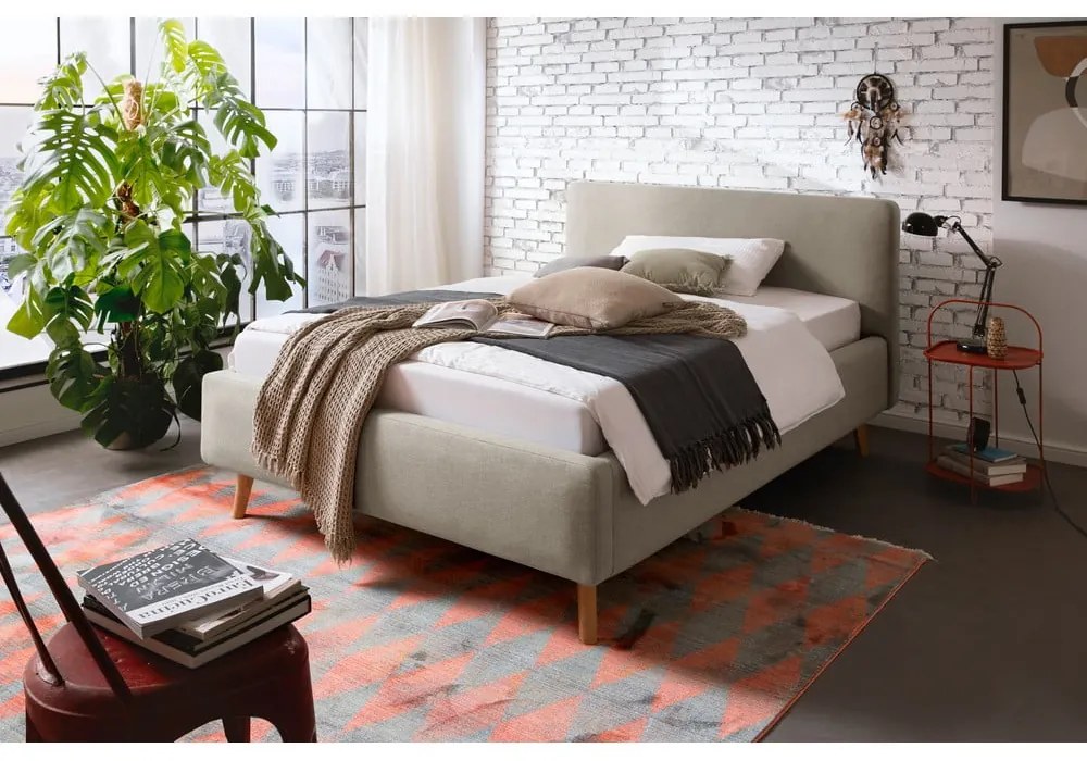 Кафяво-сиво двойно легло 140x200 cm тапицирано с място за съхранение с включена подматрачна рамка Mattis – Meise Möbel