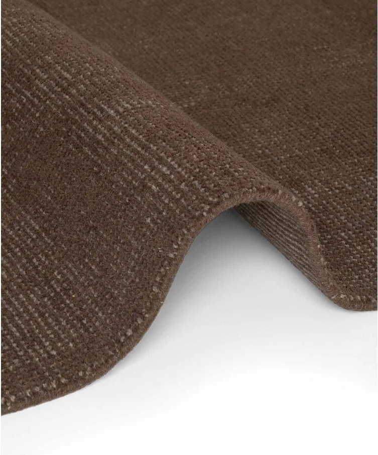 Кафяв ръчно изработен вълнен килим 120x170 cm Greenwich – Ted Baker