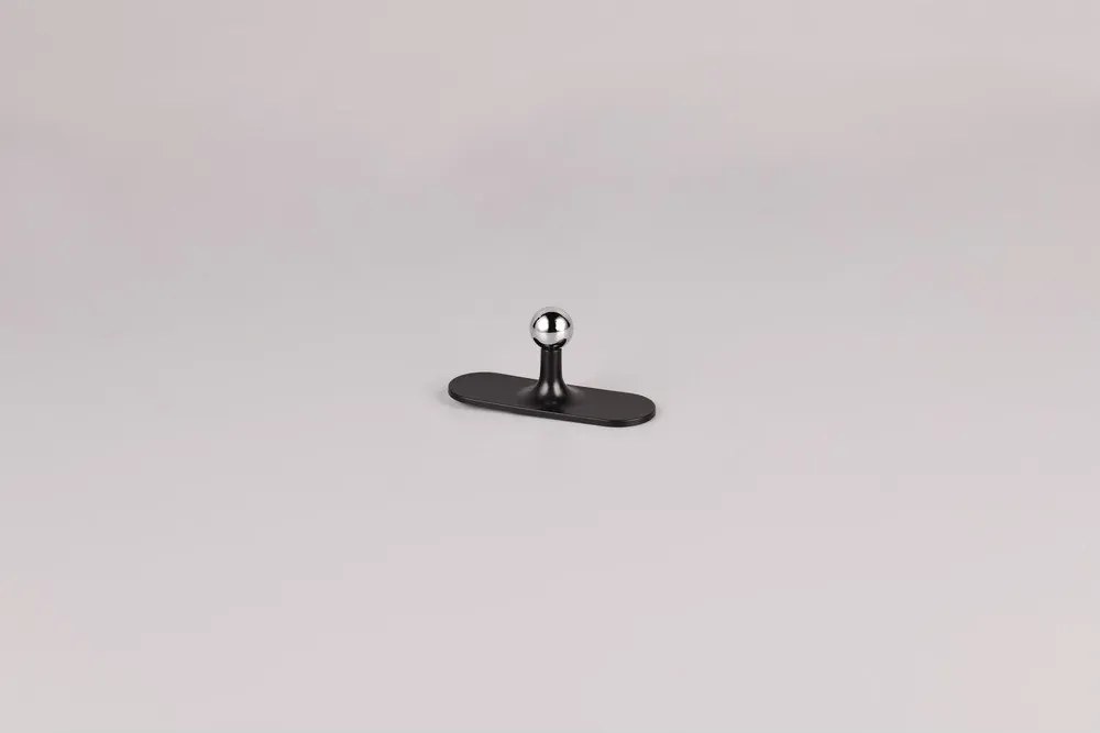 Димируема черна LED настолна лампа с щипка (височина 41 см) Maxima - Trio