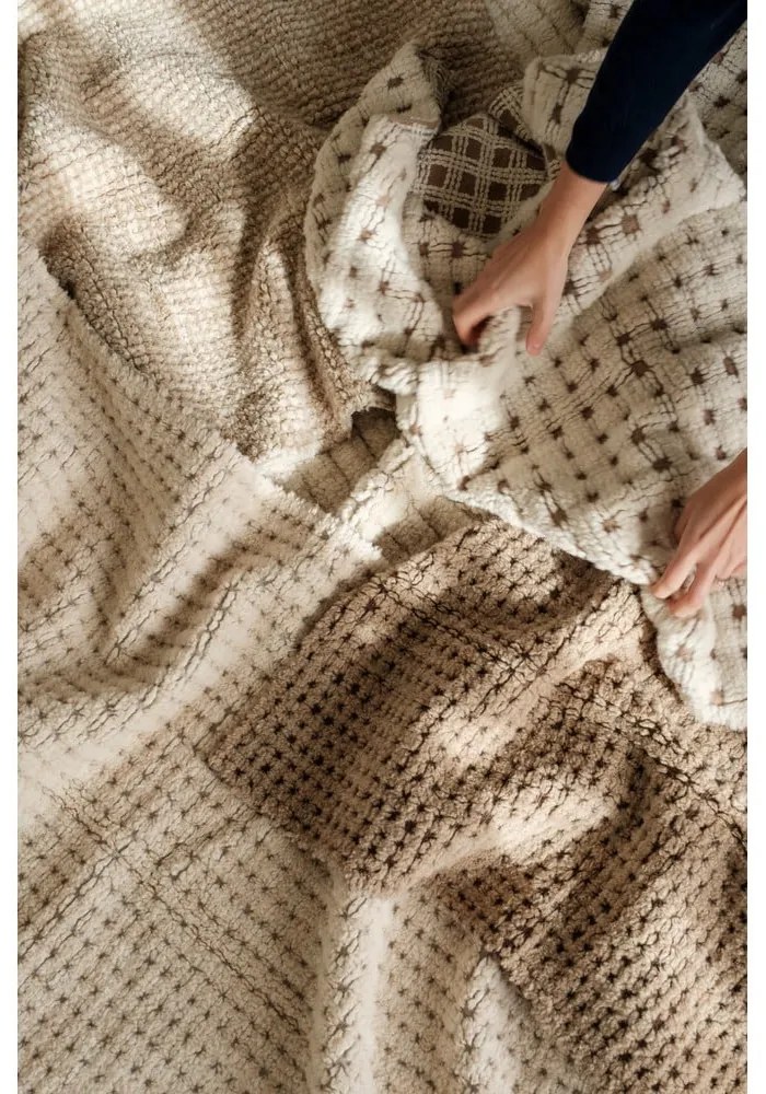 Ръчно изработен вълнен килим подходящ за пране в цвят слонова кост 140x200 cm Unexpected Wool – Lorena Canals