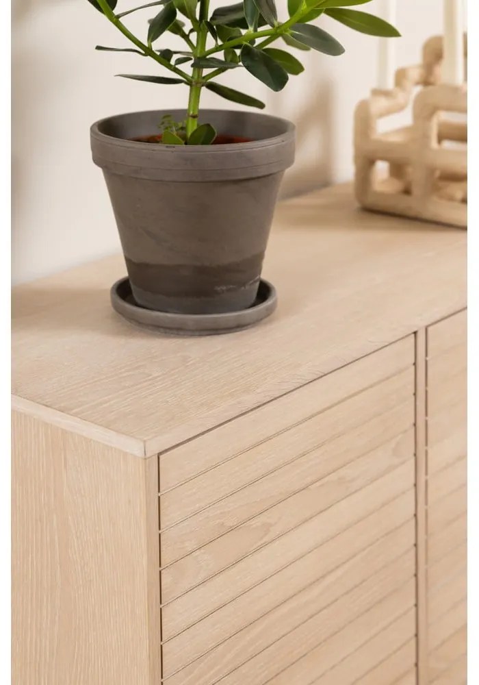 Нисък скрин от дъб в естествен цвят 180x80 cm Linley – Actona