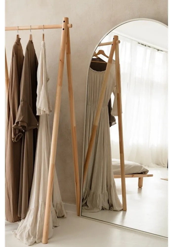 Закачалка за дрехи от борова дървесина в естествен цвят Hongi - Karup Design