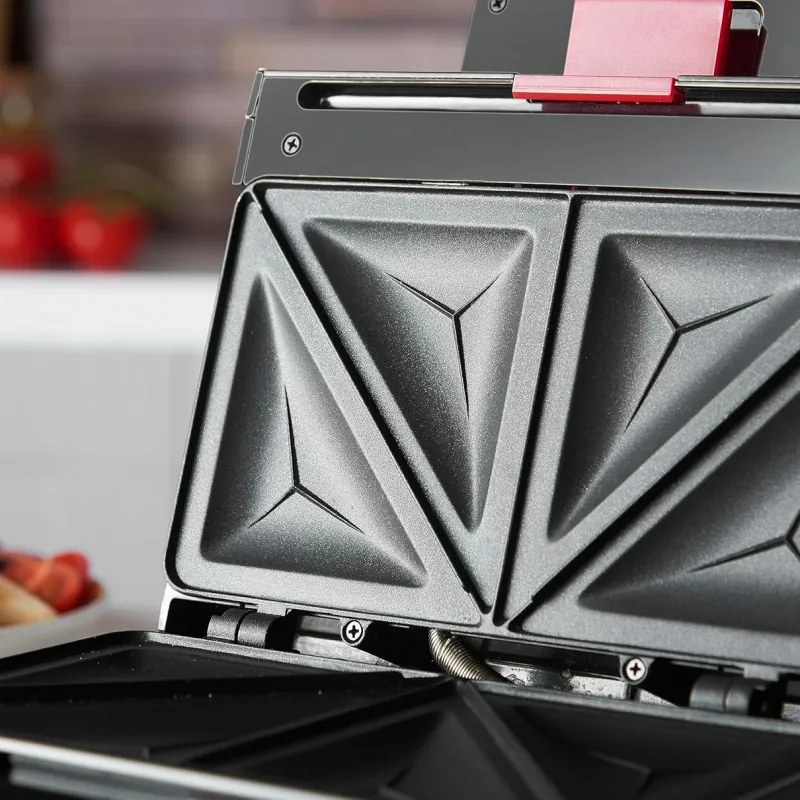 Сандвич тостер Russell Hobbs Creations 26800-56, 750W, 4 филии, Незалепващи плочи, Бързо загряване, Индикатори, Черен/инокс