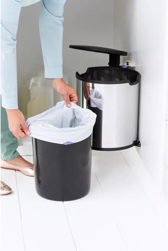 Кош за боклук за вграждане Brabantia Built-In 647044, 15 л, Широк отвор, Пластмасова вътрешна кофа, Инокс