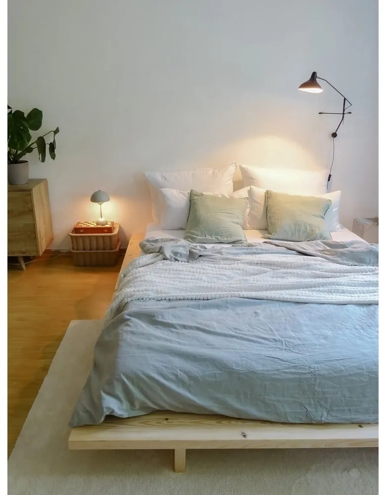 Двойно легло от масивен бор с включена подматрачна рамка в естествен цвят 140x200 cm Japan – Karup Design