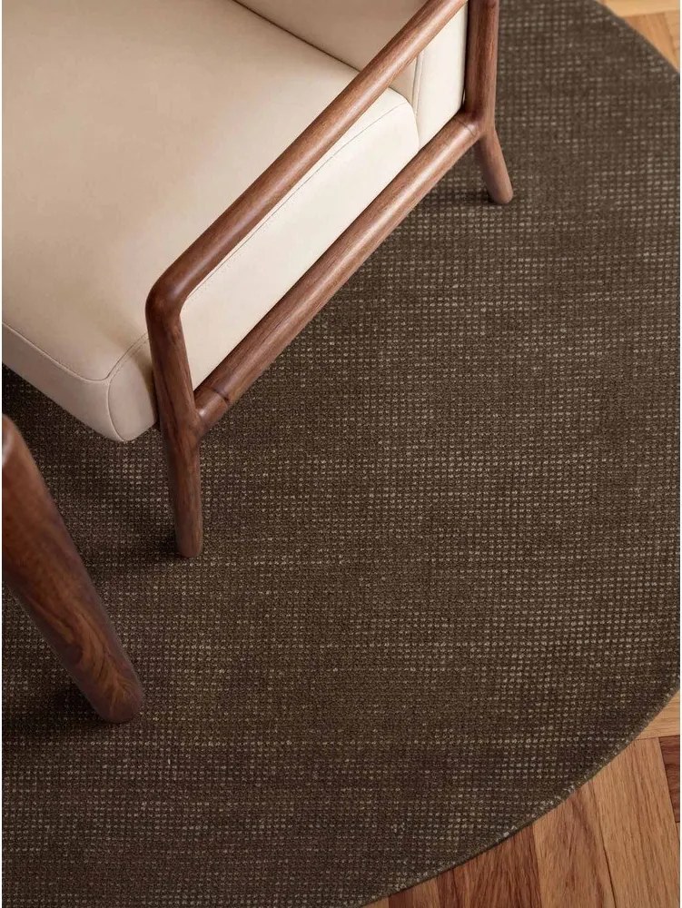 Кафяв ръчно изработен вълнен кръгъл килим ø 160 cm Greenwich – Ted Baker