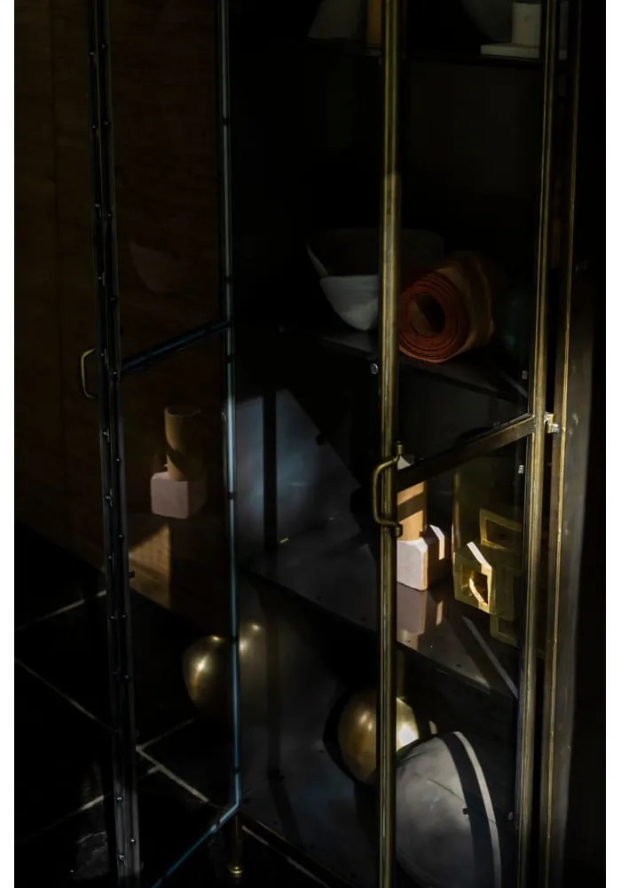 Метална витрина в златист цвят 64x184 cm Gertlush - Dutchbone