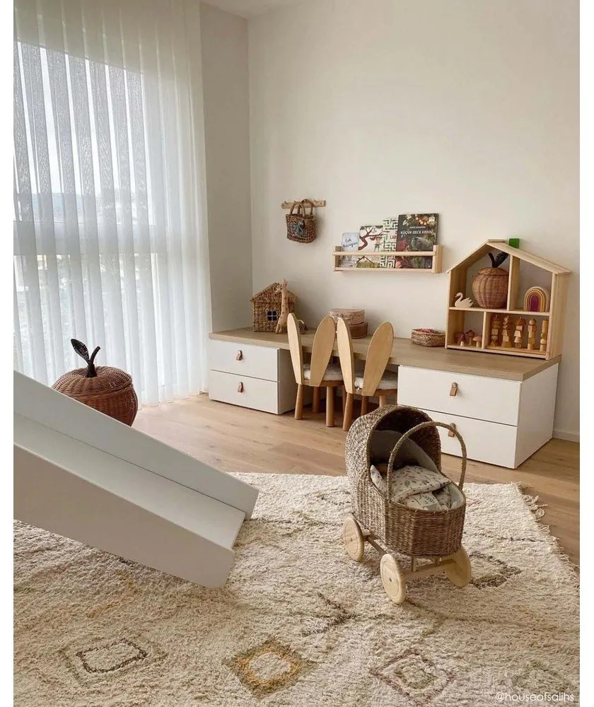 Бежов ръчно изработен памучен килим подходящ за пране 170x240 cm Kaarol Earth – Lorena Canals