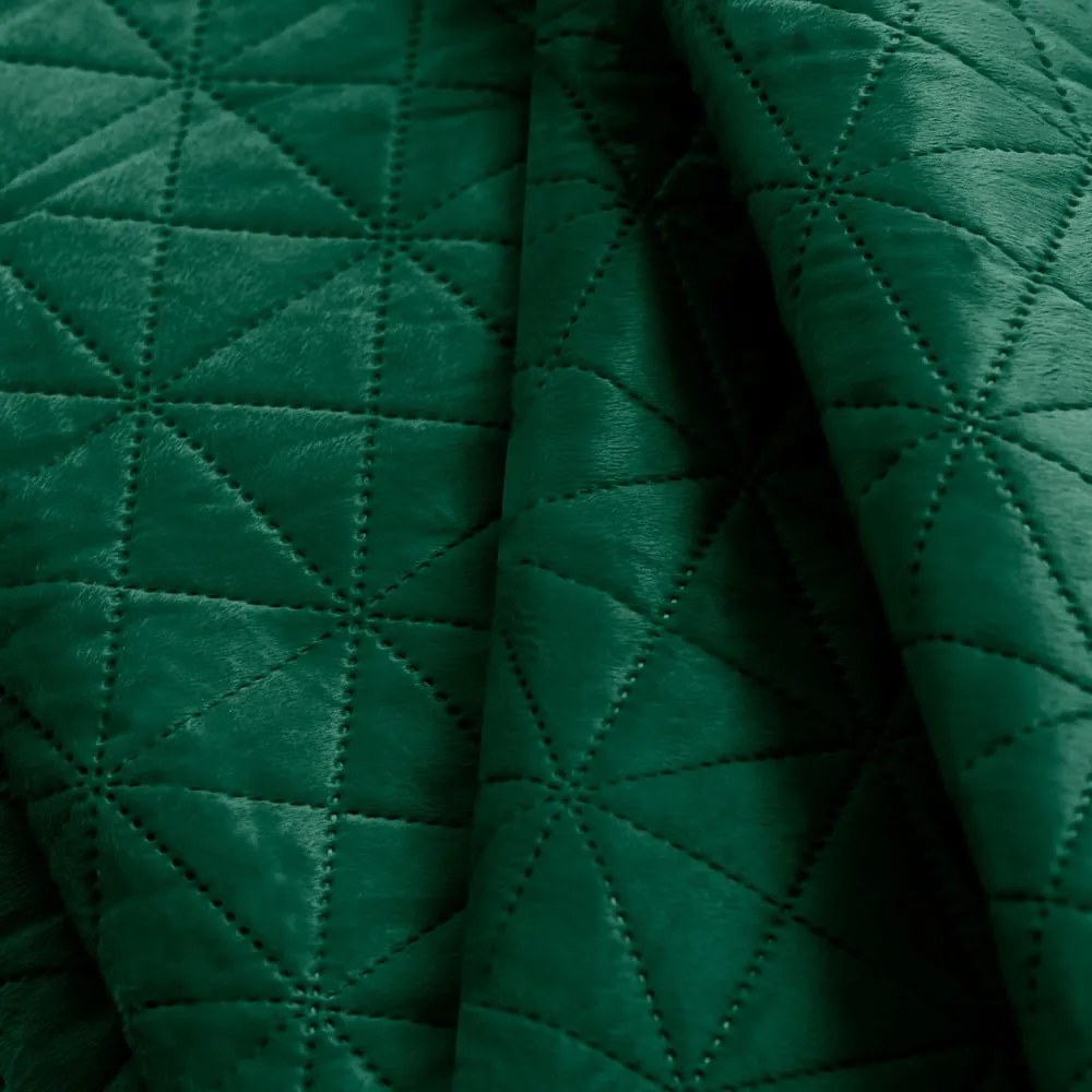 Зелено капитонирано покривало за легло 170x210 cm Laila – AmeliaHome