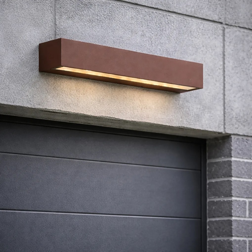 Индустриална външна стенна лампа ръждивокафява 38 см вкл. LED IP65 - Hannah