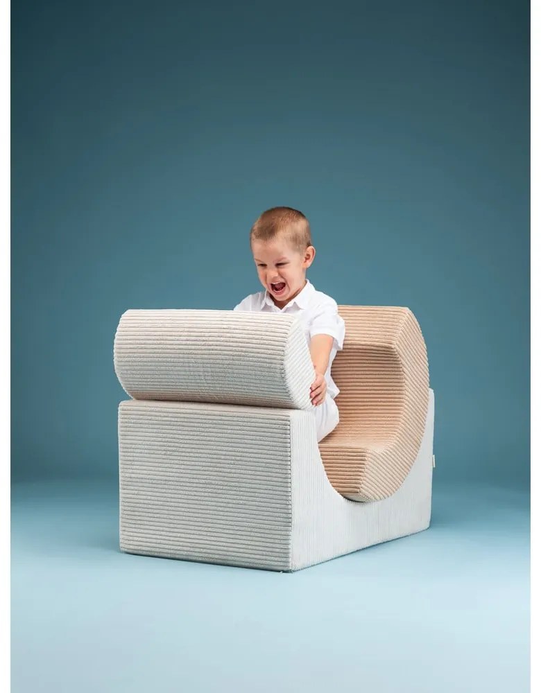 Кремаво велурено игрище от пяна 75x49x37 cm Rainbow Montessori – Wigiwama