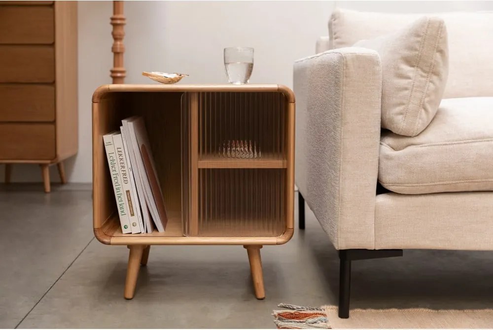 Странична масичка от масивна дървесина 40x50 cm Rise – Zuiver