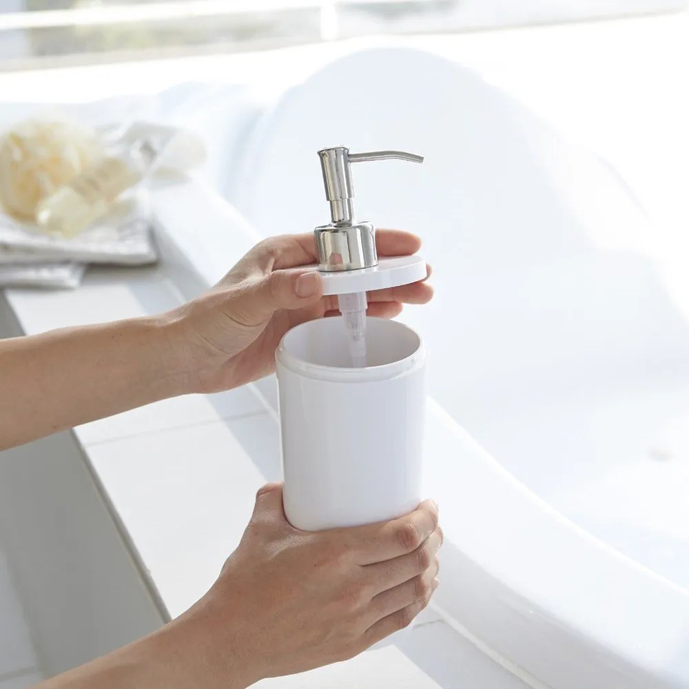 Бял пластмасов диспенсер за сапун 500 ml Round – YAMAZAKI