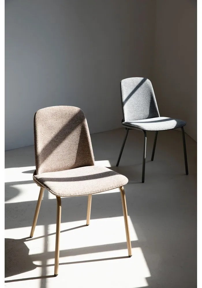 Бежови трапезни столове в комплект от 2 броя Clip - Zuiver