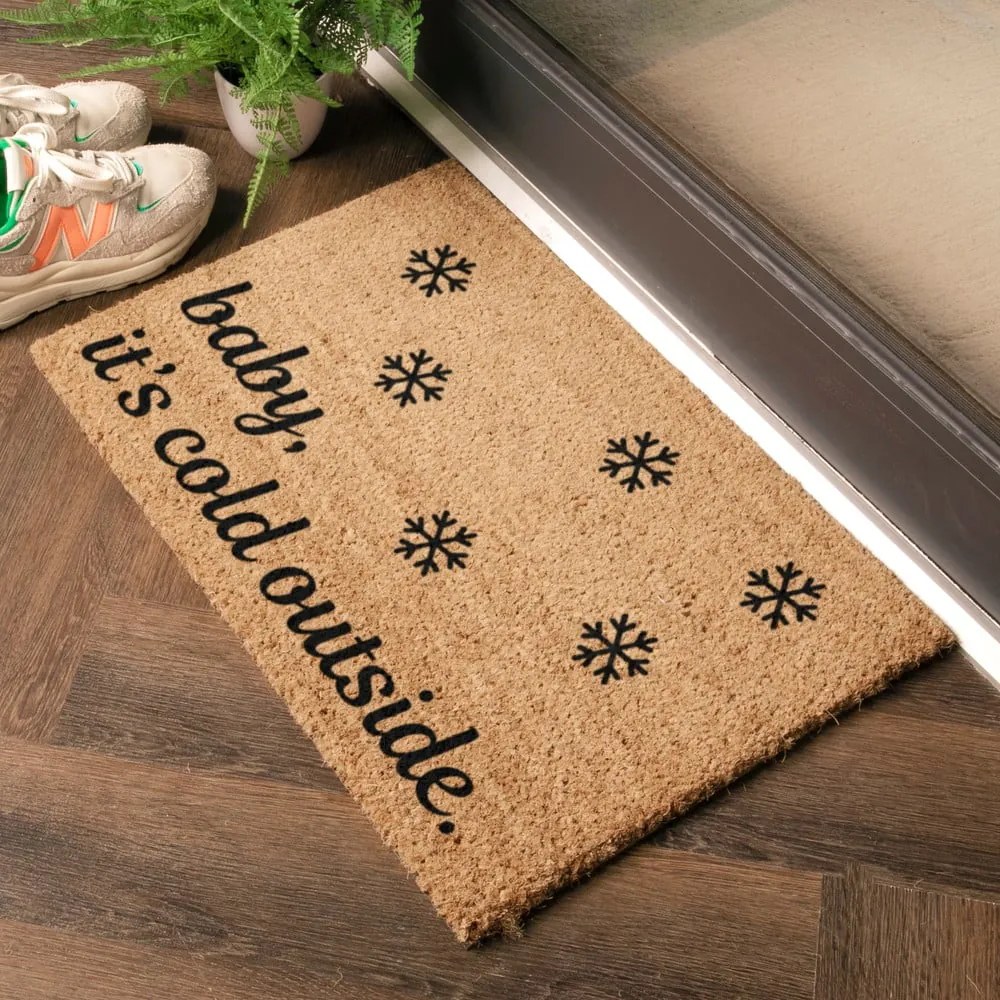 Изтривалка с коледен мотив от кокосови влакна 40x60 cm Baby It's Cold Outside – Artsy Doormats