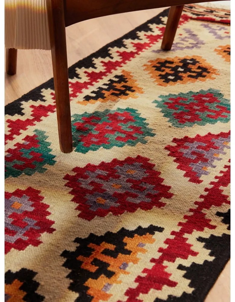 Червена двустранна ръчно изработена вълнена пътека 60x190 cm Kamal Kian – Nouristan