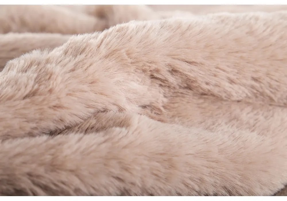 Кафяво одеяло от изкуствена кожа 150x200 cm Ruby – Tiseco Home Studio