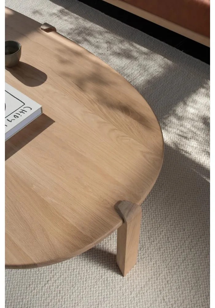 Масичка за кафе от масивен дъб в естествен цвят 80x150 cm Kulin – Gazzda