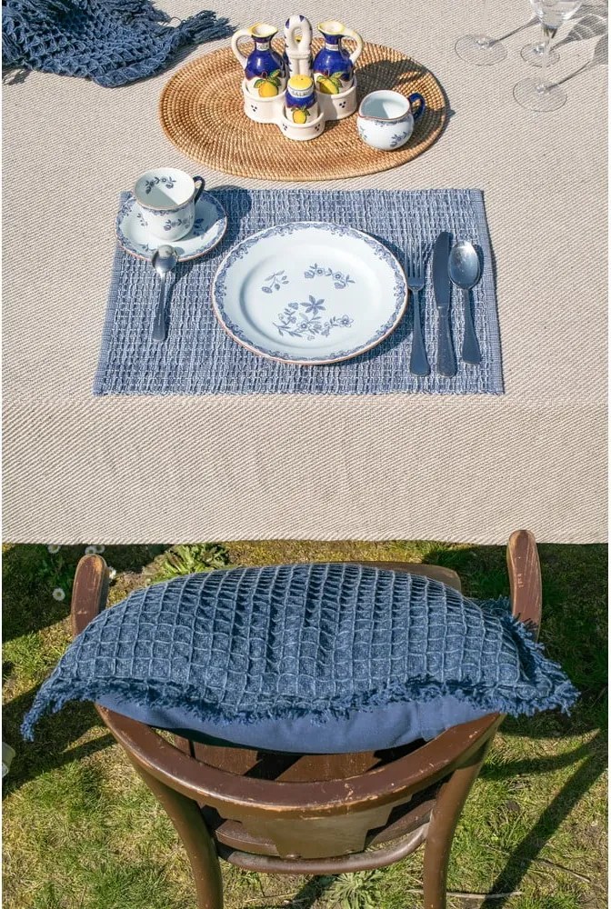 Светло бордо памучна декоративна възглавница Waffle, 45 x 45 cm - Tiseco Home Studio