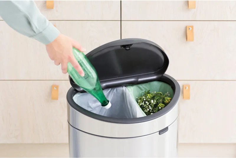 Кош за боклук Brabantia Touch Bin New Recycle 650527, 23+10 л, Безшумно и плавно затваряне, Плосък гръб, Устойчив на пръстови отпечатъци, Инокс/Мат
