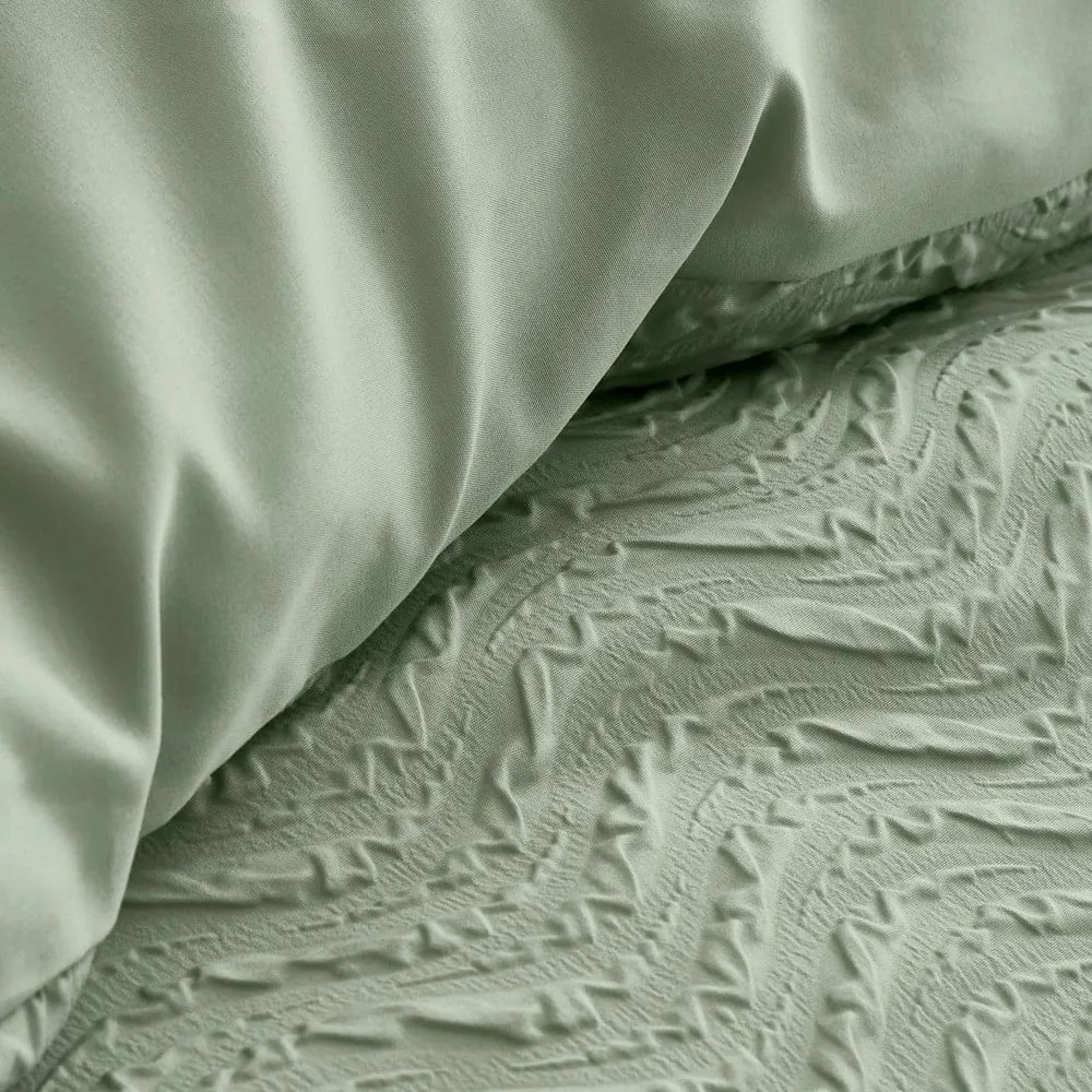 Зелено двойно удължено крепово спално бельо 230x220 cm Heatset Wave – Catherine Lansfield