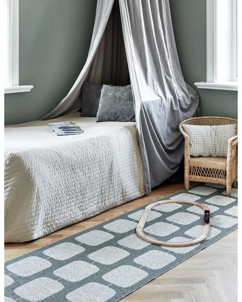 Зелен и кремав килим за открито и закрито 70x100 cm Sten Army – Pappelina